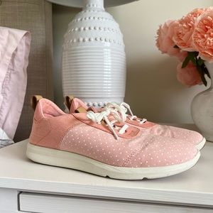 NWOT Pink Toms Sneakers size 9.5